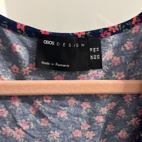 Asos Navy Floral Top - Picture 4 of 4